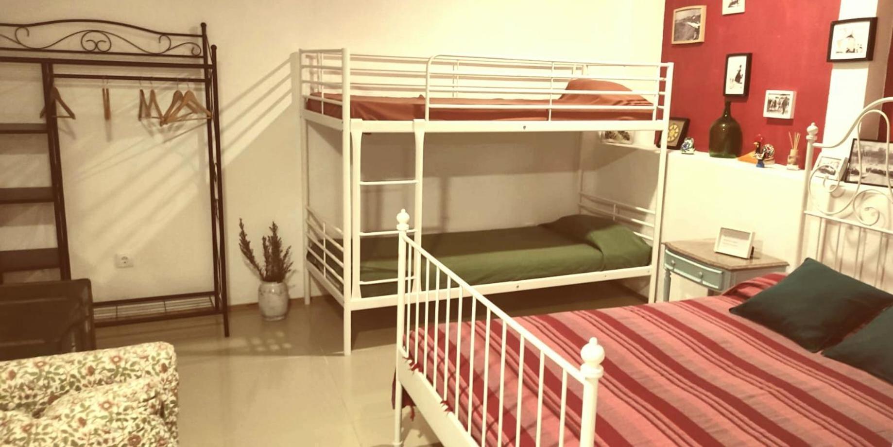 Santo António's Guesthouse Cascais Værelse billede